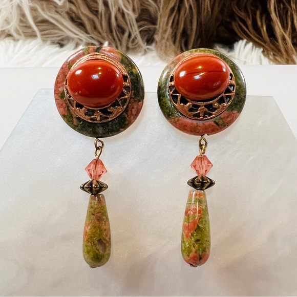 Jewelry - Gorgeous vintage, pierced earrings with matching brooch/pendant. See video.
